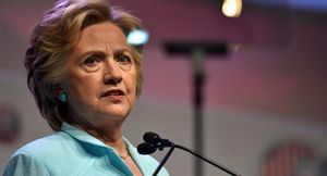 Hillary et l’illusion des plafonds de verre
(Counterpunch)