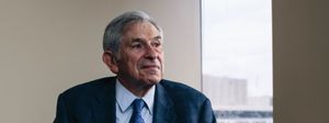 Paul Wolfowitz, conseiller de Bush qui a soutenu l'invasion de l'Irak, votera pour Hillary Clinton (Spiegel)