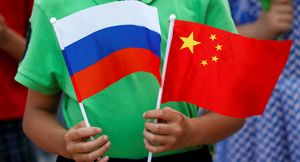 Le jeu consiste à contenir la Russie et la Chine (Sputniknews)