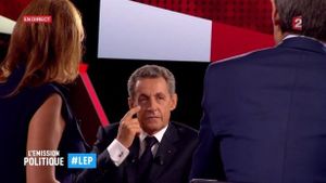 Hommage à David Pujadas et Léa Salamé, journalistes intransigeants ? (Acrimed)