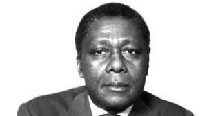 Hommage à Mongo Beti mort le 8 octobre 2001 (Connection ivoirienne)