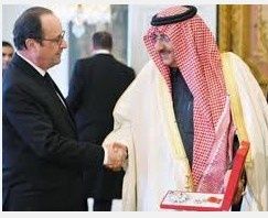 Légion d'honneur remis par Hollande à un prince saoudien, mars 2016.