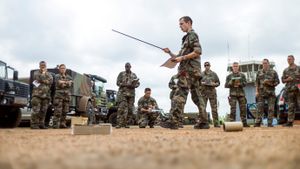 Centrafrique : Paris se veut impartial à côté du dictateur Idriss Déby parrain de la Séléka