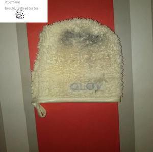 Le glov ou comment se démaquiller simplement.