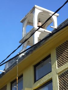 Descente dans un quartier populaire tout en bas d'une barranca, un bel aspect du Mexique profond
