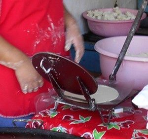 Tortillas a mano (à la main) un délice et un art de vivre