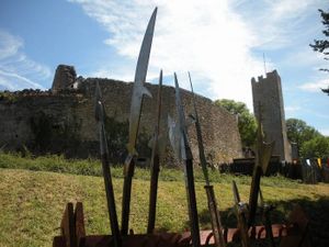 Le Moyen-Age revivait à la forteresse de Thil, plus vieux château-fort de France