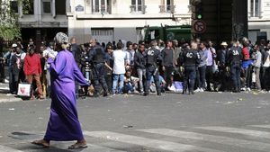Le centre d’hébergement pour réfugiés qui ouvrira en septembre à Paris fait déjà polémique