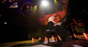 Canada: réduite au silence, la pianiste ukrainienne Valentina Lisitsa s'exprime