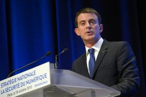 Manuel Valls lors de la présentation du plan SNSN ce matin à Paris. Crédit photo Bertrand Guay/AFP.
