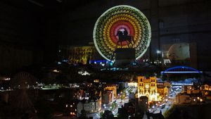 Reportage Euronews dans 13 pays "Mini Illuminations" Mini World Lyon