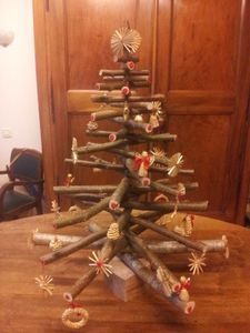 Un sapin de Noel en noisetier