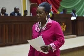 Le nouveau gouvernement centrafricain de transition a été dévoilé lundi. 20 ministres dont 7 femmes et 3 membres de l'ex-Séléka ont été nommés.