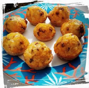muffins aux muesli et pépite de chocolat, nappés de confiture d'abricot
