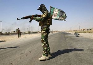 Une autoroute qui mène vers Baghdad, gardée par les milices chiites, le 5 septembre 2014. REUTERS/Ahmed Jadallah.