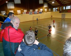 Dimanche 02/02, au tournoi régional de foot en salle au Gymnase Boutron