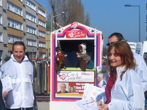 Dimanche 09 mars, Guignol était sur le marché des Hauts de Chambéry