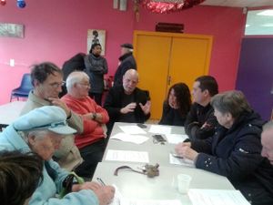 Réunion de travail d'habitants et d'associations du quartier des Hauts de Chambéry