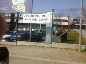 Non aux portiques Wauquiez !