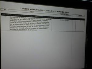 Conseil municipal du 22 juillet avec pour seul ordre du jour les travaux d'aménagement de réseau bus dans le quartier de la gare