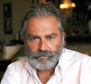 Haluk Bilginer , acteur de Sommeil d'hiver et sa voix de velour