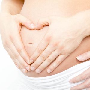 Le conjoint salarié d’une femme enceinte dispose désormais d’autorisations d’absences