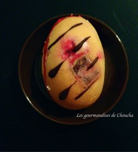 Oeuf de Pâques marbré surprise