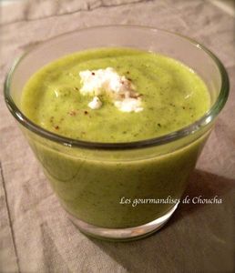 Velouté de courgettes au chèvre frais