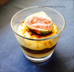 Verrine spéculos, crème pâtissière et figues rôties