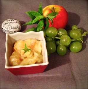 Compote de pomme, verveine et raisins blonds, sirop d'érable