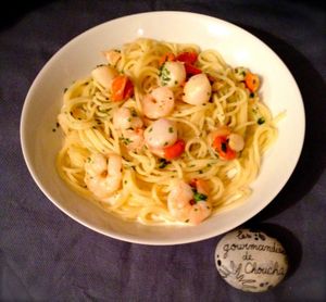 Spaghetti aux saint jacques et crevettes au cognac