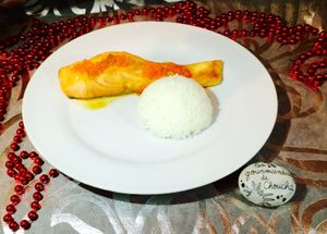 Saumon à l'érable, gingembre confit et oeufs de truite