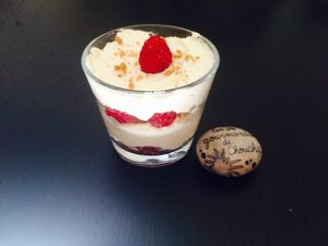 Dessert aux framboises, gourmand et express