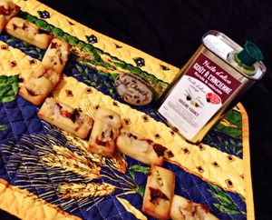Mini fiannciers salés : tomate séchée, parmesan, huile d'olive à l'ancienne et prosciutto