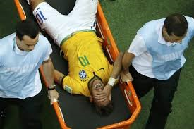 Comment Saturne a-t-elle blessé les grandes stars du football mondial du signe du Verseau comme Neymar ?