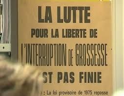 La loi sur l’IVG réforme sociétale à la française signée Uranus