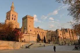 Avignon, la bataille de la culture.