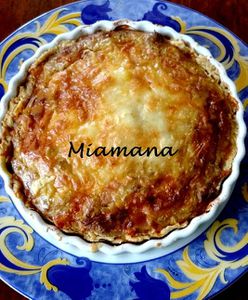 Quiche au thon, tomates, mozza