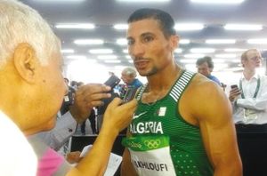 Taoufik Makhouli faisant un point de presse sur la gestion du sport dans le pays. ©D. R.
