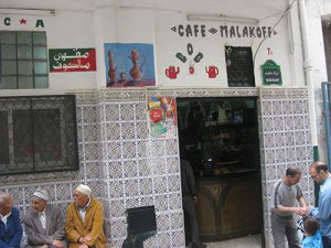 Du châabi pour faire revivre le café Malakoff (source BZ)