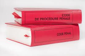 Validité du placement en garde à vue dans le seul but de garantir la présentation de la personne au Procureur de la République