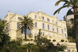L'arrêté "anti-drapeaux" du maire de Nice annulé par le tribunal administratif de Nice le 3 mars 2015
