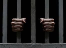 Arrêt Isenc c/ France du 4 février 2016: les autorités françaises ont manqué à leur obligation positive de protéger le droit à la vie d’un détenu qui s’est pendu en prison