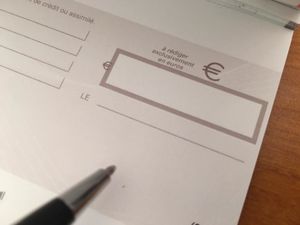 Réduction de 12 à 6 mois de la durée de validité des chèques bancaires et postaux