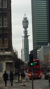 LES AUTRES FRANCAIS DE LONDRES : Julien