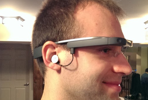Leclerc accélère sur le drive et teste les Google Glass.
