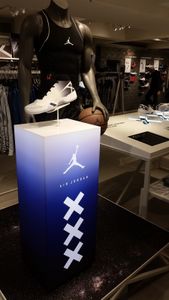 NIKE Jordan Air Store à Hong Kong : a splendid tribute to an icon star !
