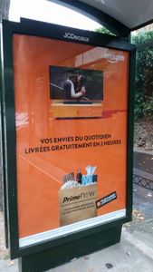 Pour son service Prime Now Amazon interpelle les gens sur leur parcours de vie.