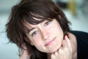 Portrait d'Aude Léger, photographiée par Céline Nieszawer