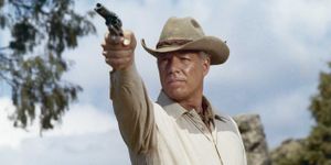 George Kennedy (1925-2016)